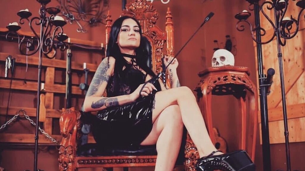 MisstressRaven